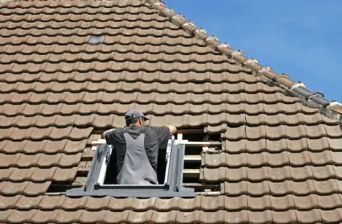 Pose de velux - Saint-Genest-de-Beauzon